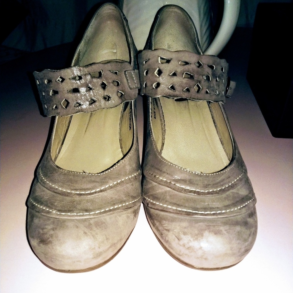 Barely worn Gray Fidji Mary Janes Size 39